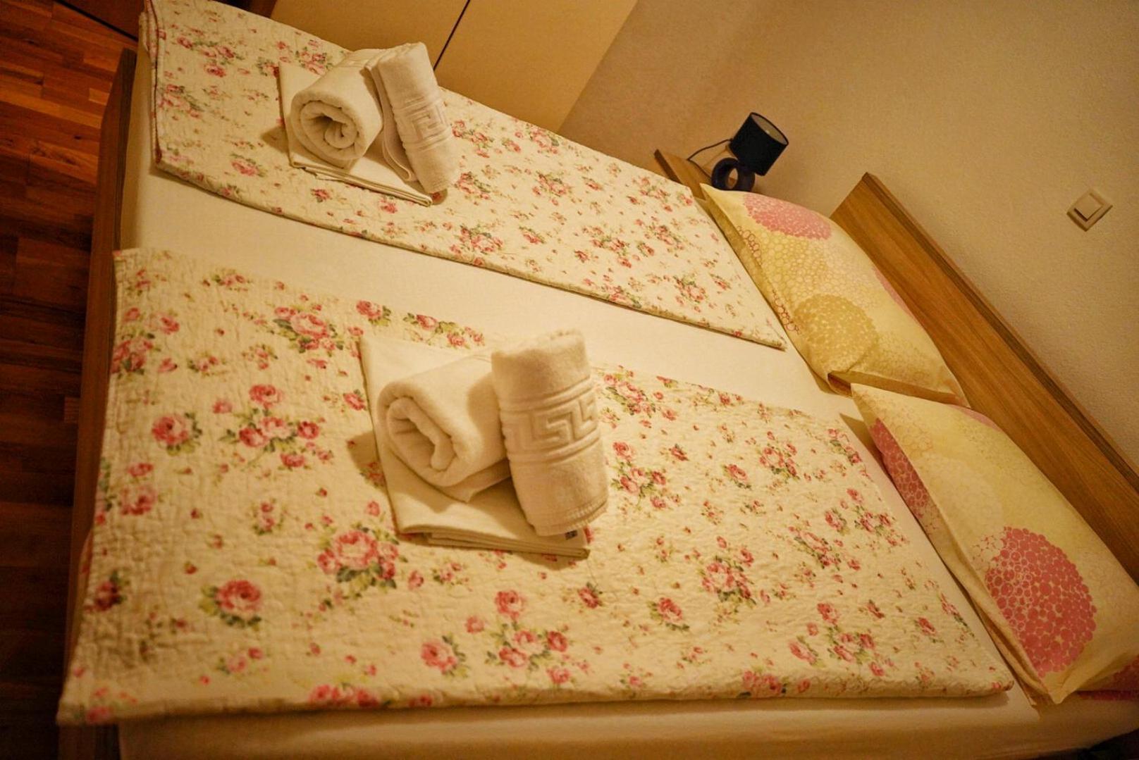 Apartament Jukic Sveti Filip i Jakov Eksteriør billede