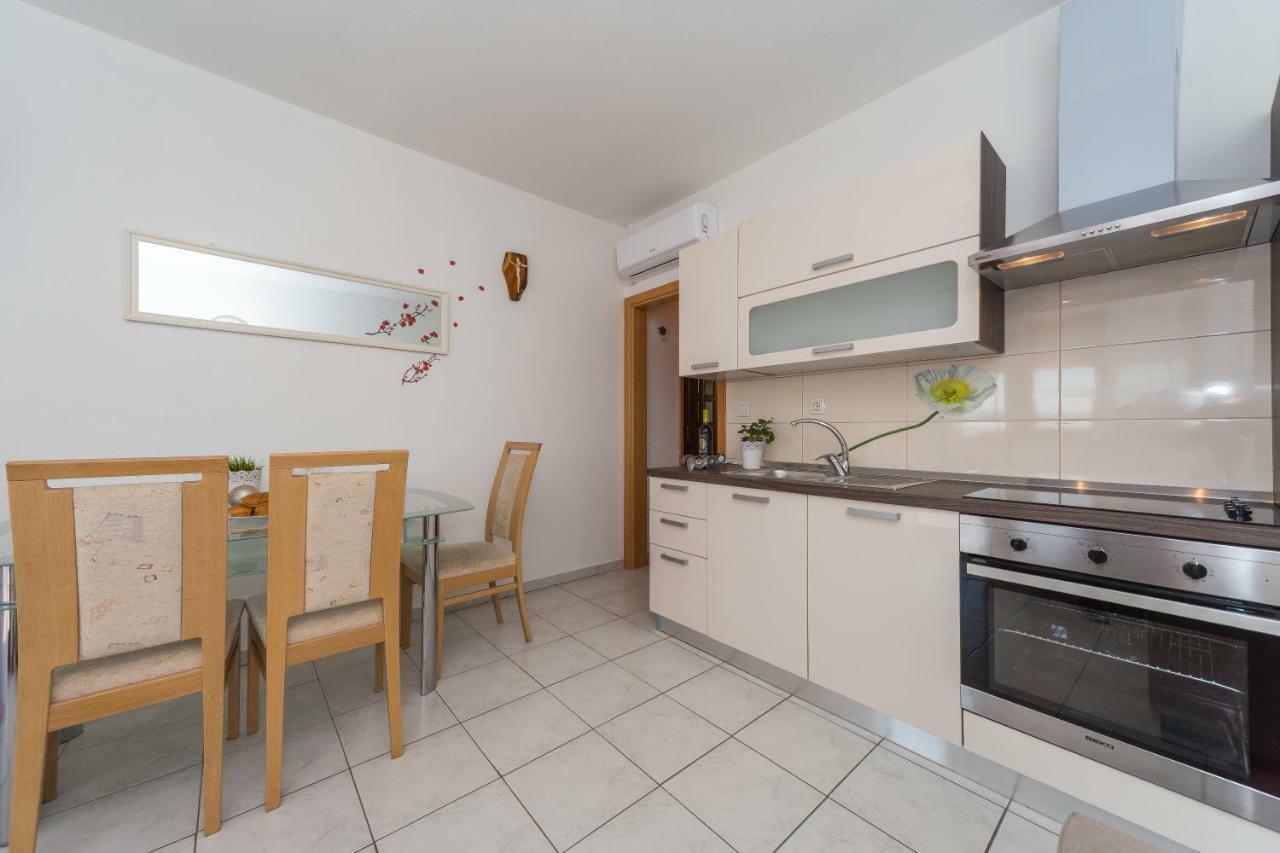 Apartament Jukic Sveti Filip i Jakov Eksteriør billede
